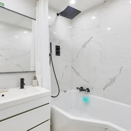 2bhk Near Porte De Versailles Expo Park
